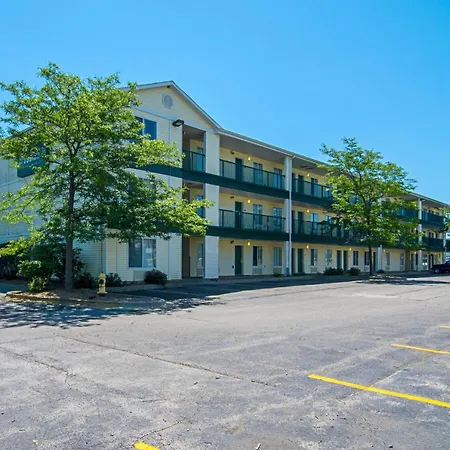 Hometowne Studios Chicago - Waukegan